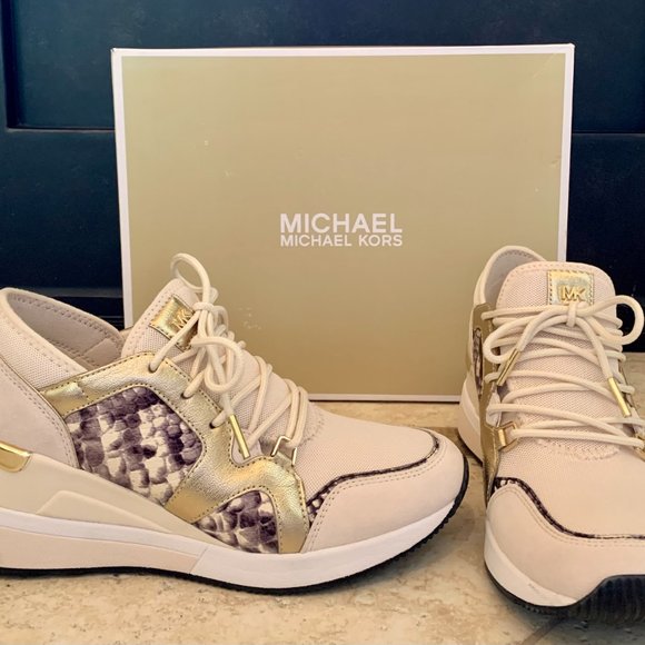 Michael Kors Mixed Media Trainer - Picture 4 of 5